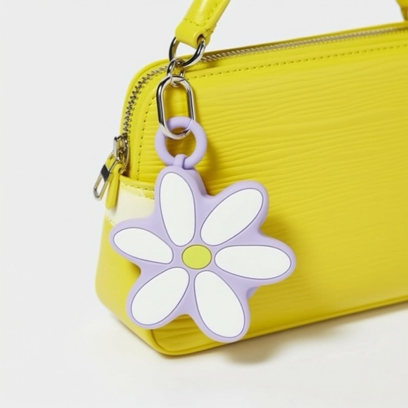 heyday Accessories - heyday Daisy Earbuds Case Cover in Soft Purple